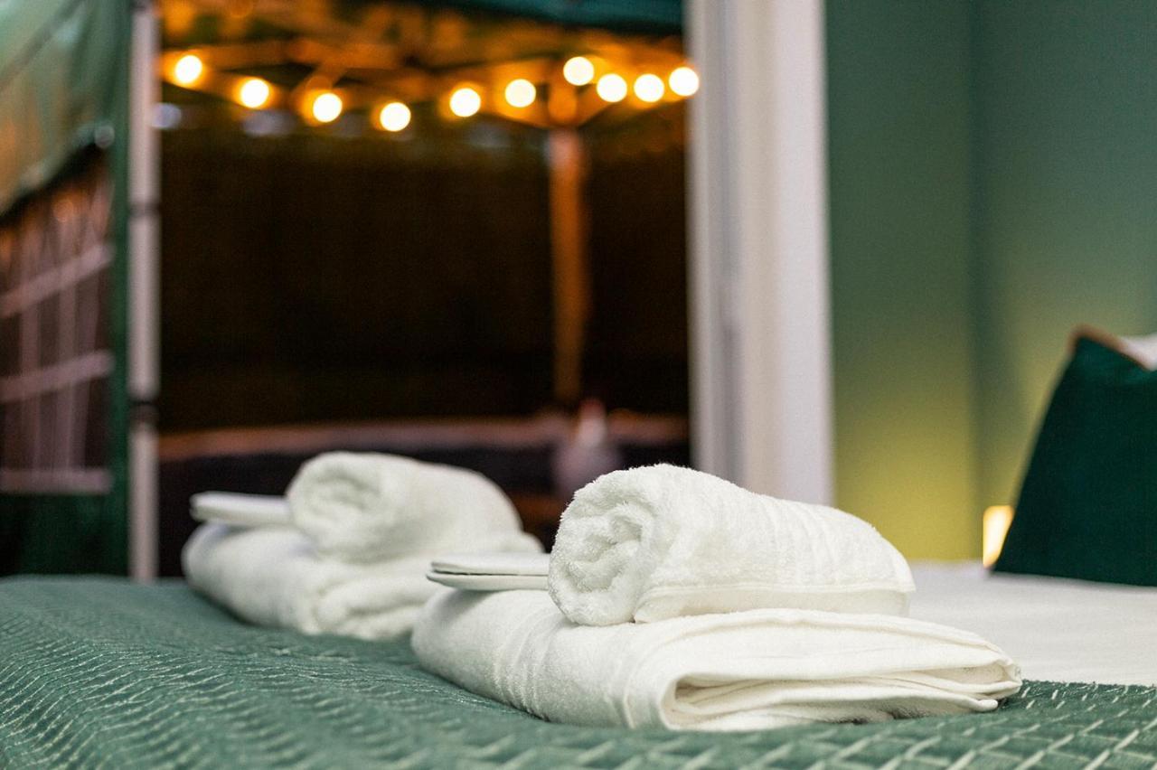 Stylish & Cosy Margate Escape With Hot Tub And Log Burner Dogs Welcome Dış mekan fotoğraf